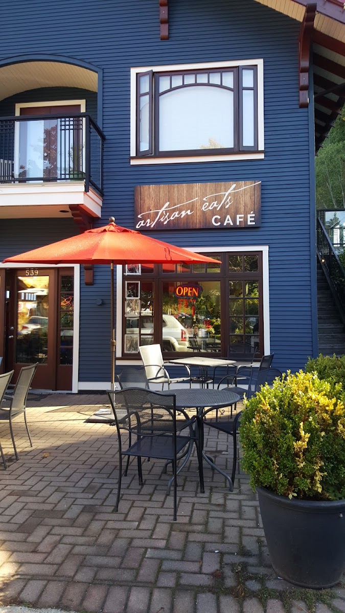 Artisan Eats Café & Fine Foods